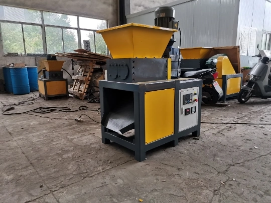 300 Multifunctional Kitchen Waste Shredder/Organic Waste Shredder/Food Waste Shredding Machine/Crusher Machine