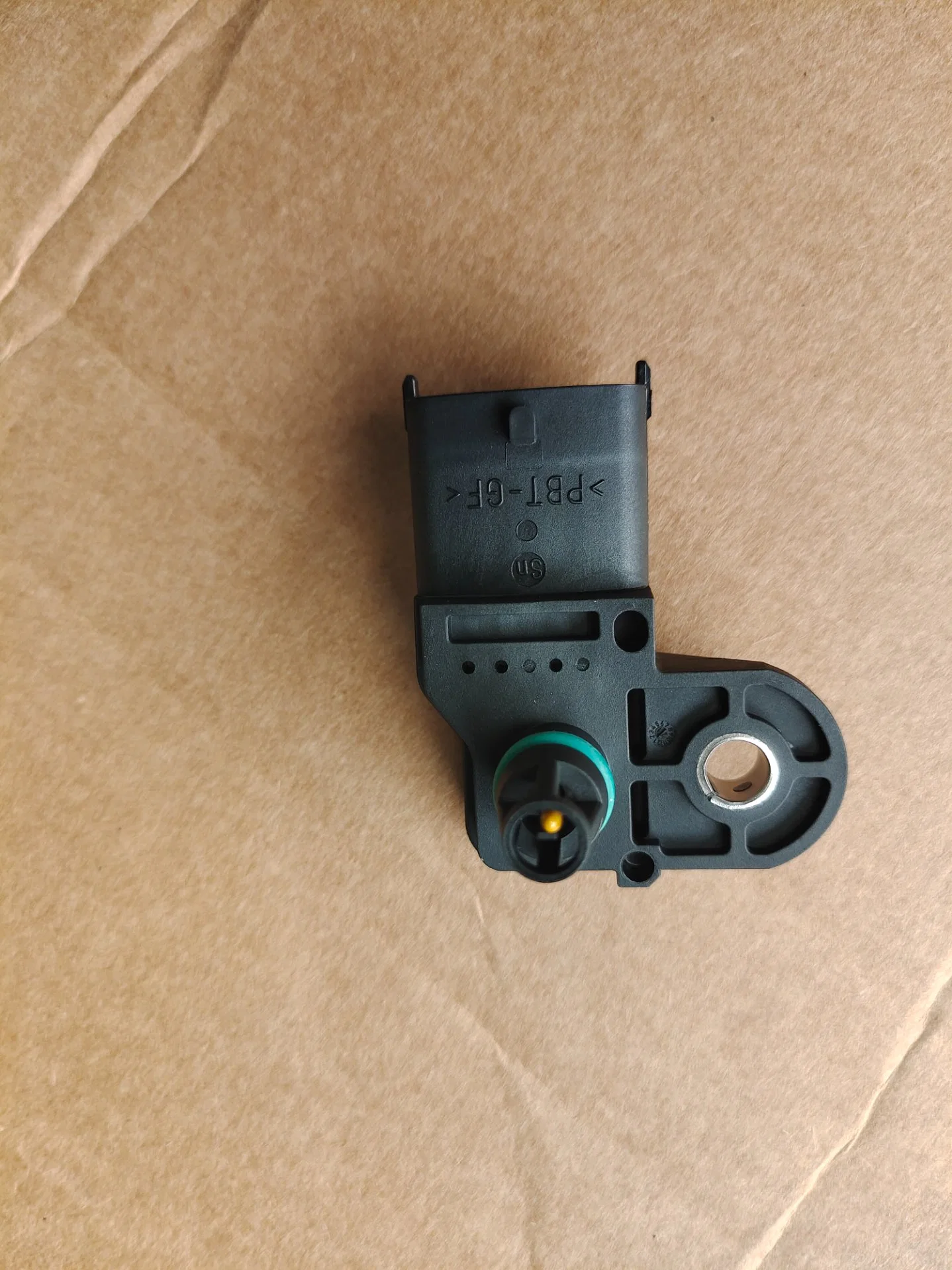 Quality Intake Pressure Sensor Map Sensor for Trucks OEM 0281002576