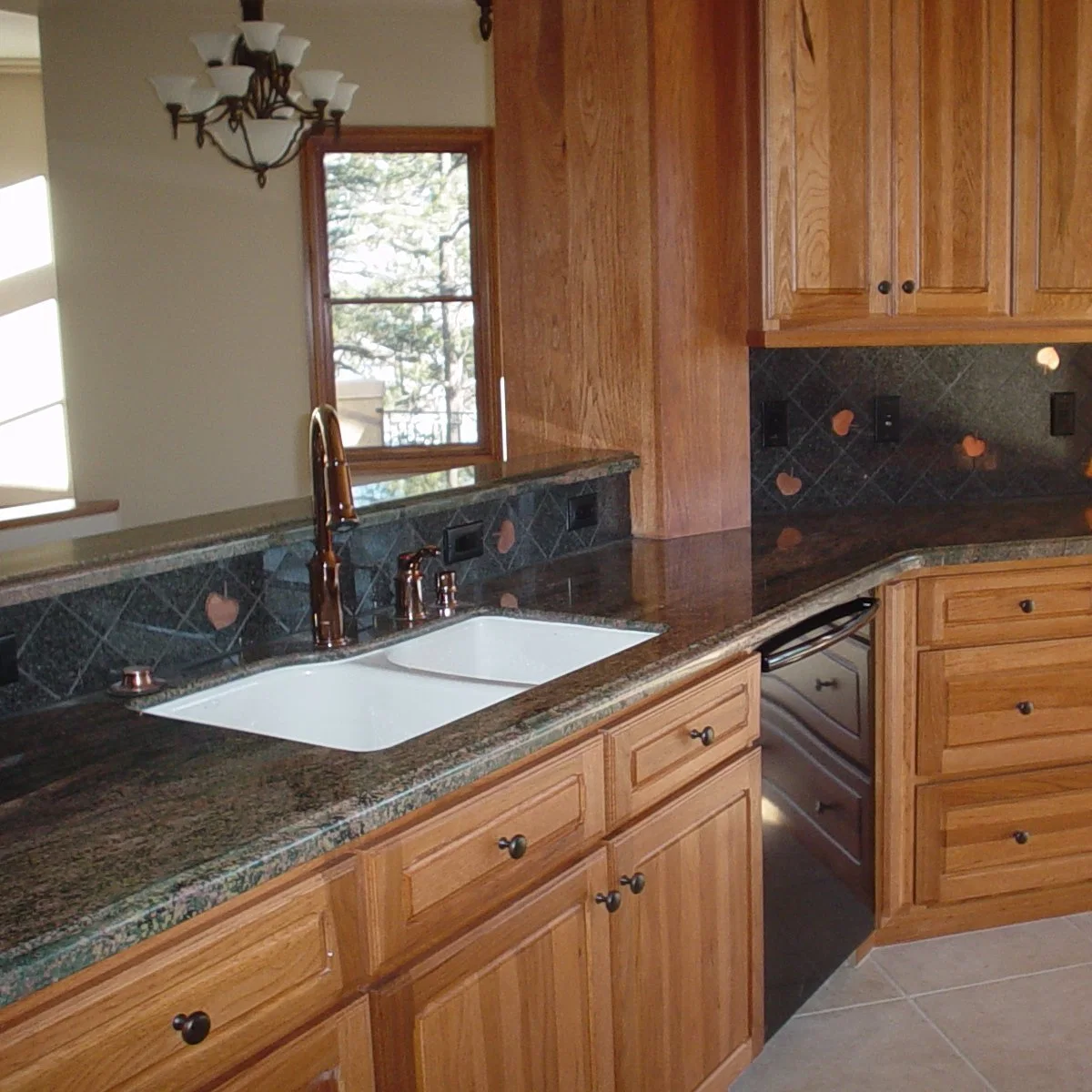 Custom-Made Architectural Stone Waterjet Black Granite Kitchen Countertop Borders