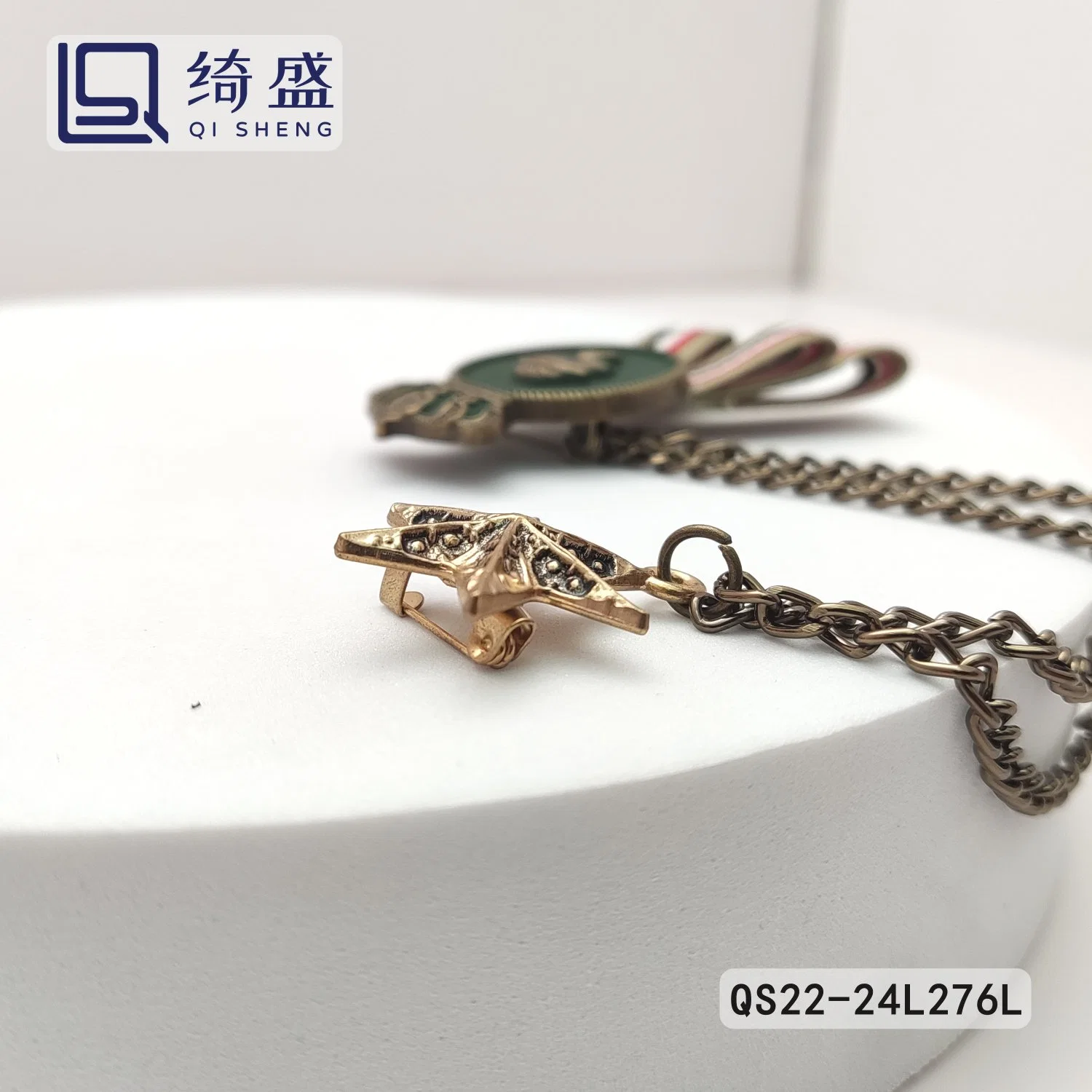High quality/High cost performance New Design Webbing Metal Brooch with Chain/Retro Star Style Brooch