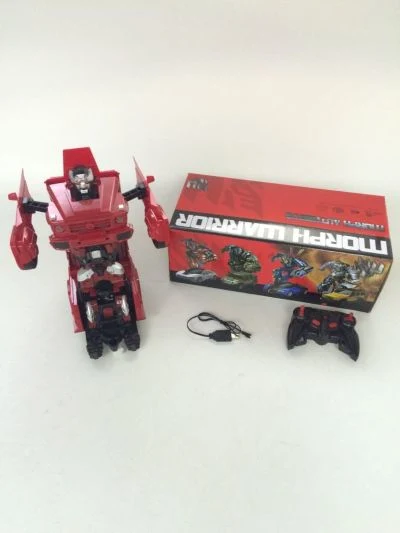 2,4G 1: 14 Transform Roboter RC Fahrzeug Mercedes Modell rotierende Drifting Weihnachtsgeschenk Kunststoff Spielzeug Kinder Lernspielzeug Kinder Fernbedienung RC Auto