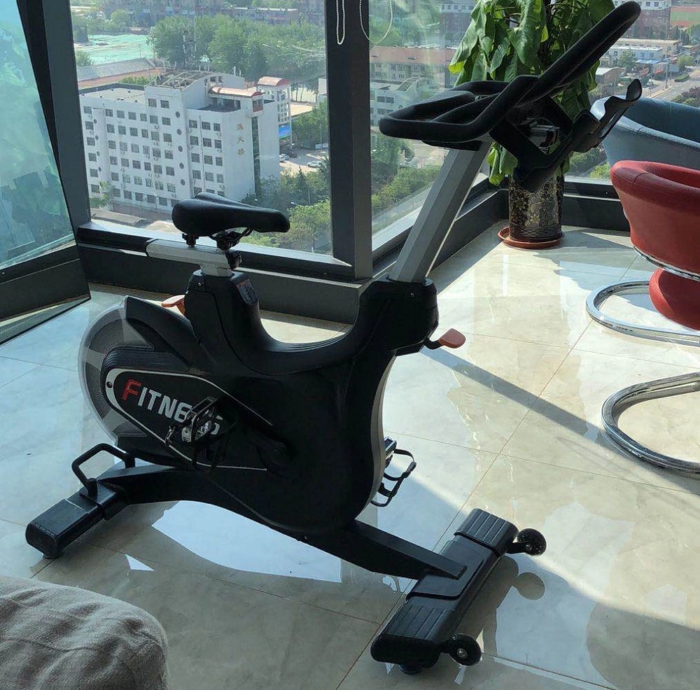 Bicicleta de ejercicio Cardio equipos de gimnasio magnético Comercial Casa Spinning Bike