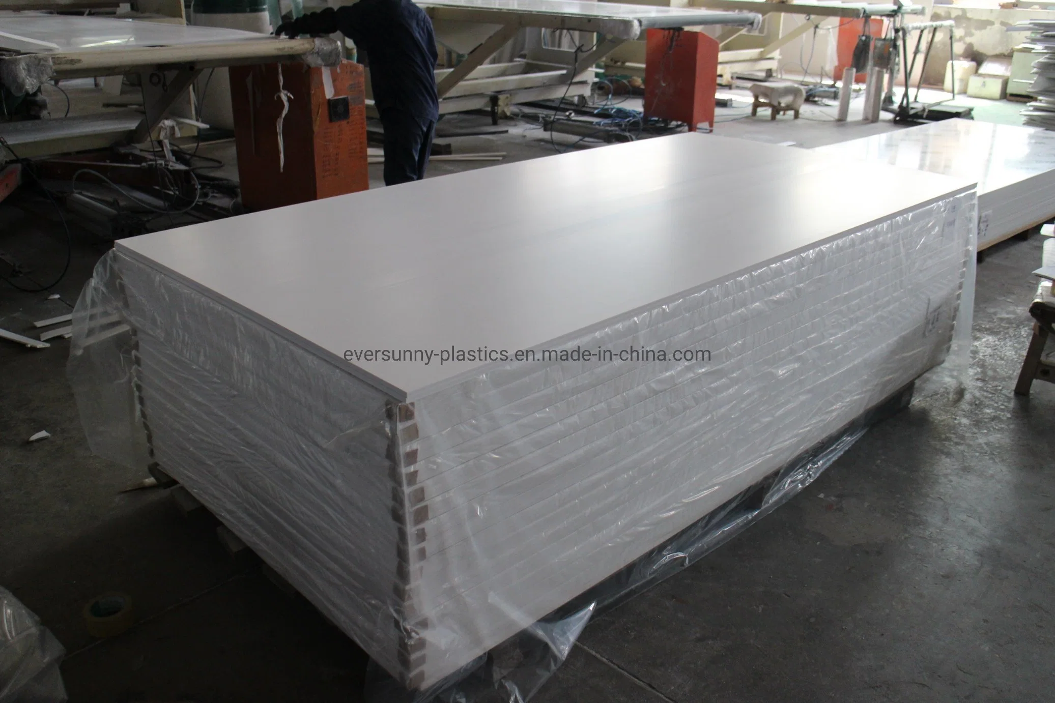 Special for Cabinets Backboard Use Density Water-Cooling White PVC Foam Board with Hard Surface