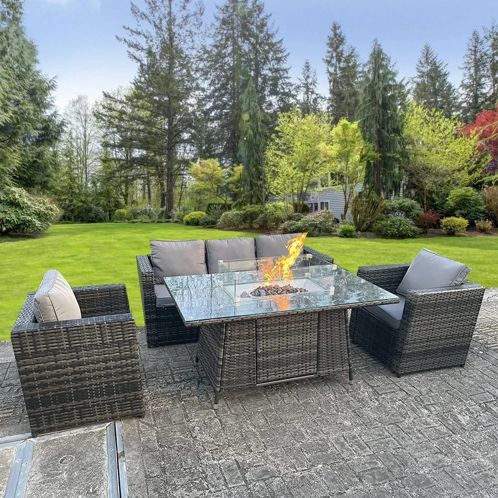 Ensemble de canapé de jardin en rotin pour patio avec table de foyer à gaz pour 5 personnes.