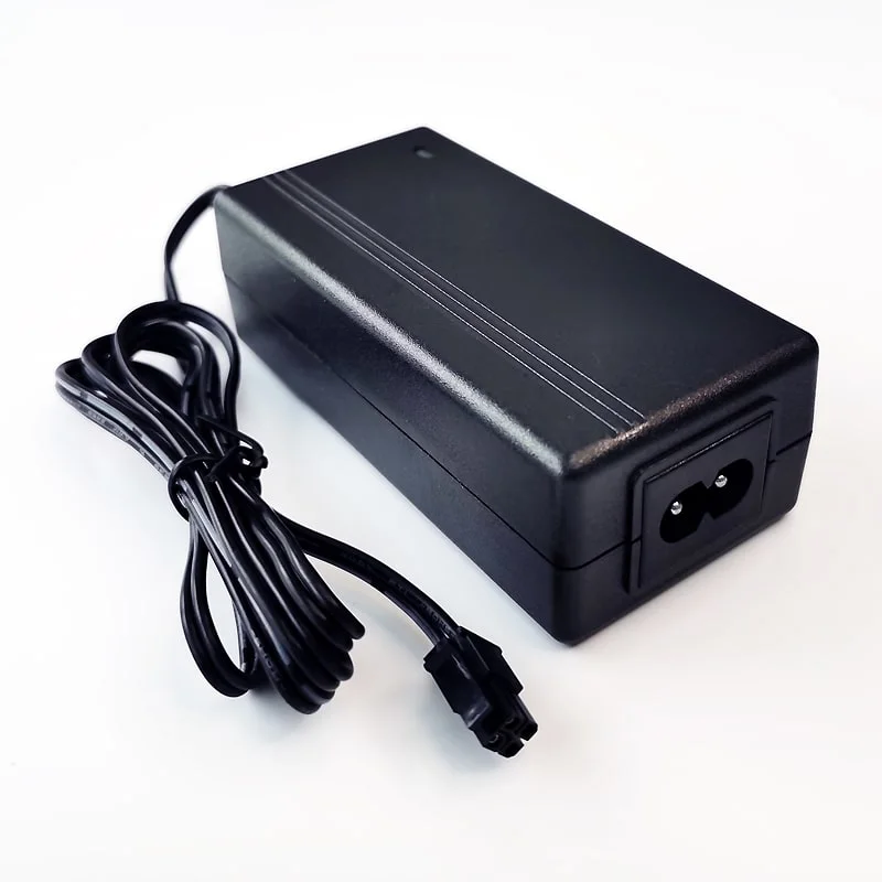 10-20s Cells 12-24V 30W NiMH NiCd Battery Pack Desktop Charger (15-30V 1A)