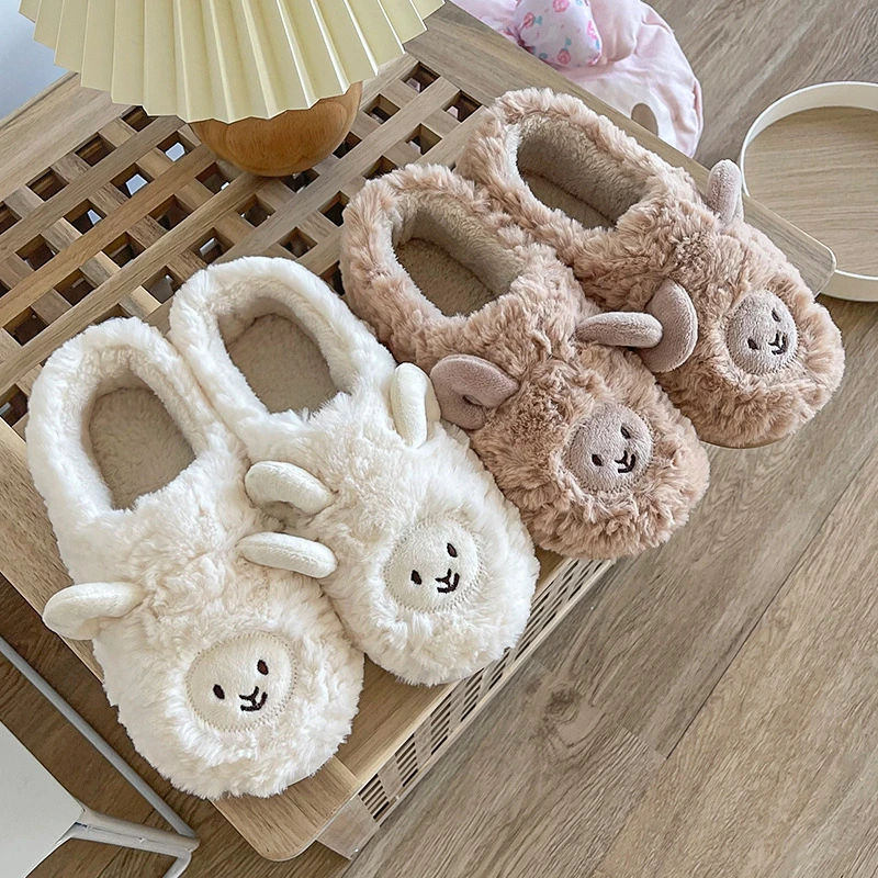 Agneau mouton Super Doux un jouet en peluche shoe slipper hiver confortable de gros bébé OEM