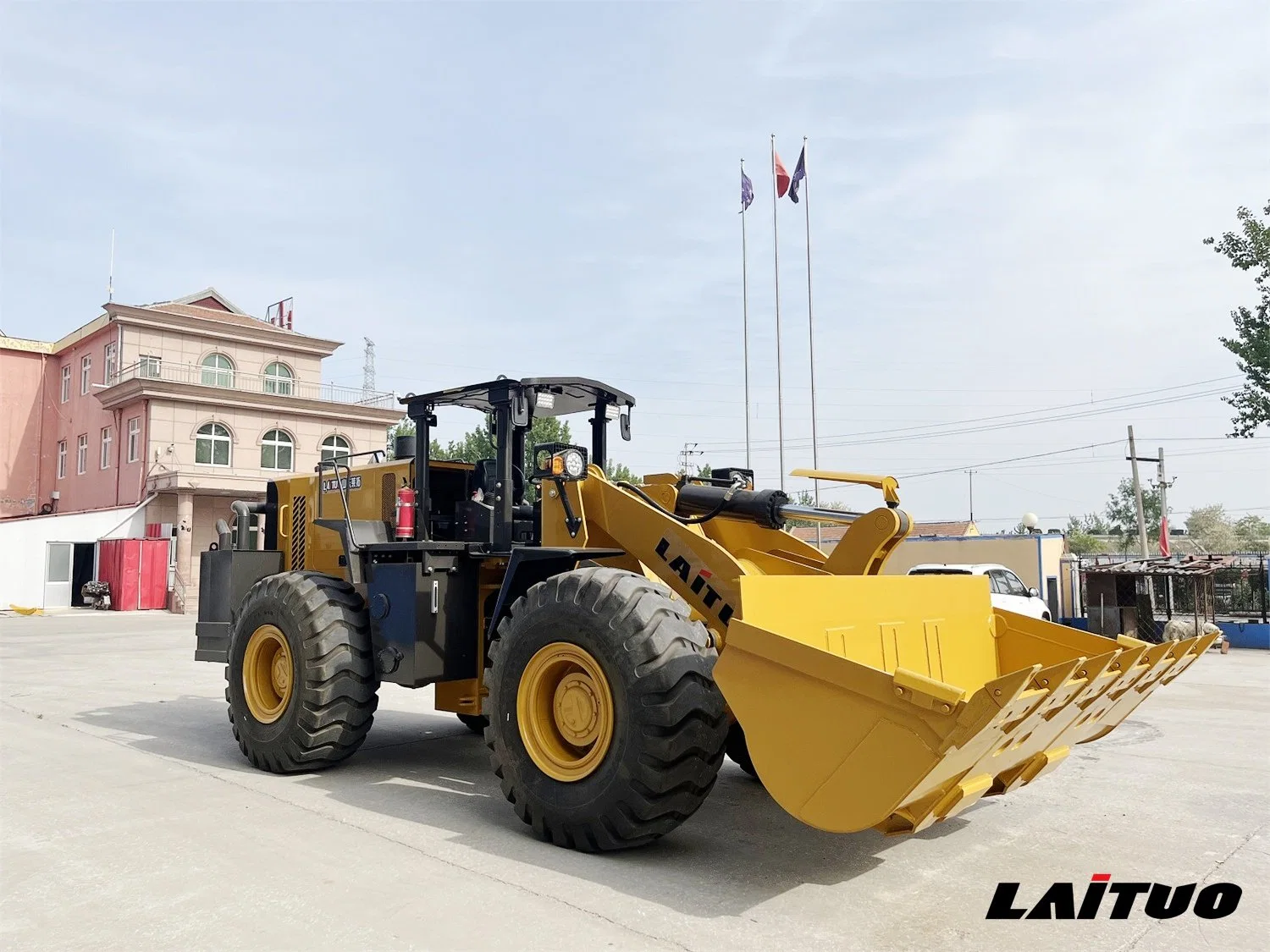 High Powered Compact Boom Machine Sem656 Underground Wheel Loader