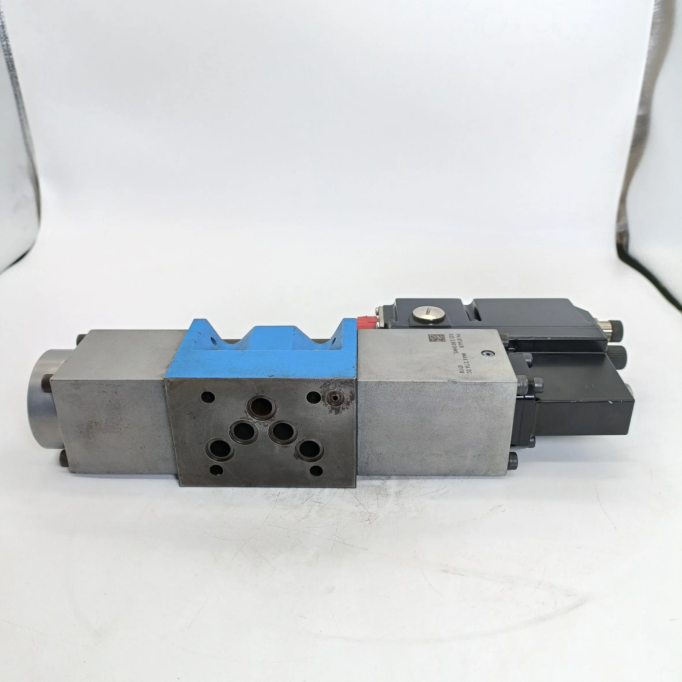 Vickers Proportional Directional Valve Kbfdg4V Dg4V Series Hydraulic Control Valve Kbfdg4V-5-2c75n45-Z-M1-PC7-H7