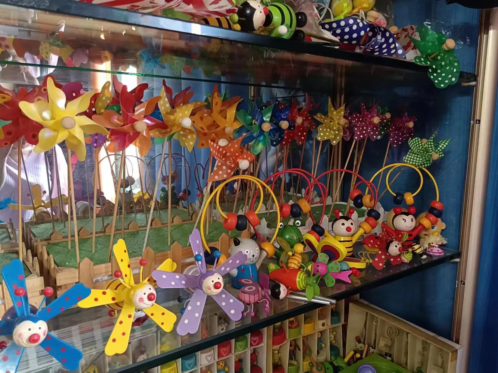 Los títeres de Creative Toys Decoracion bricolaje manualidades animales Cartoon Juguetes de madera para niños
