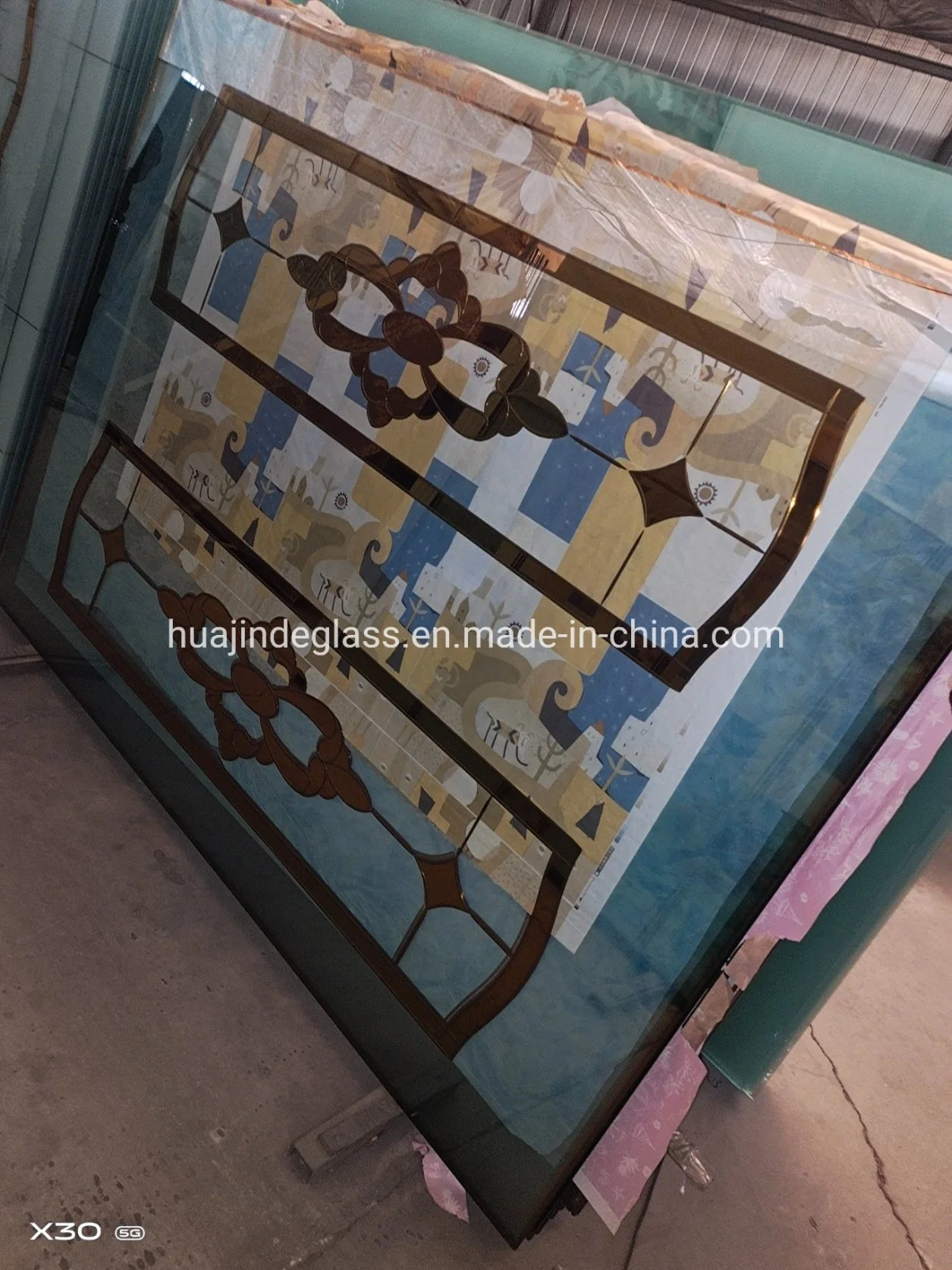 Customized Clear and Frosted V Groove Door Glass