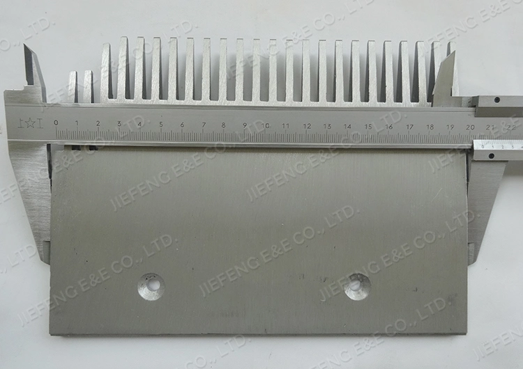 Gaa453BV3 206*151mm Escalator Comb Plate Escalator Parts