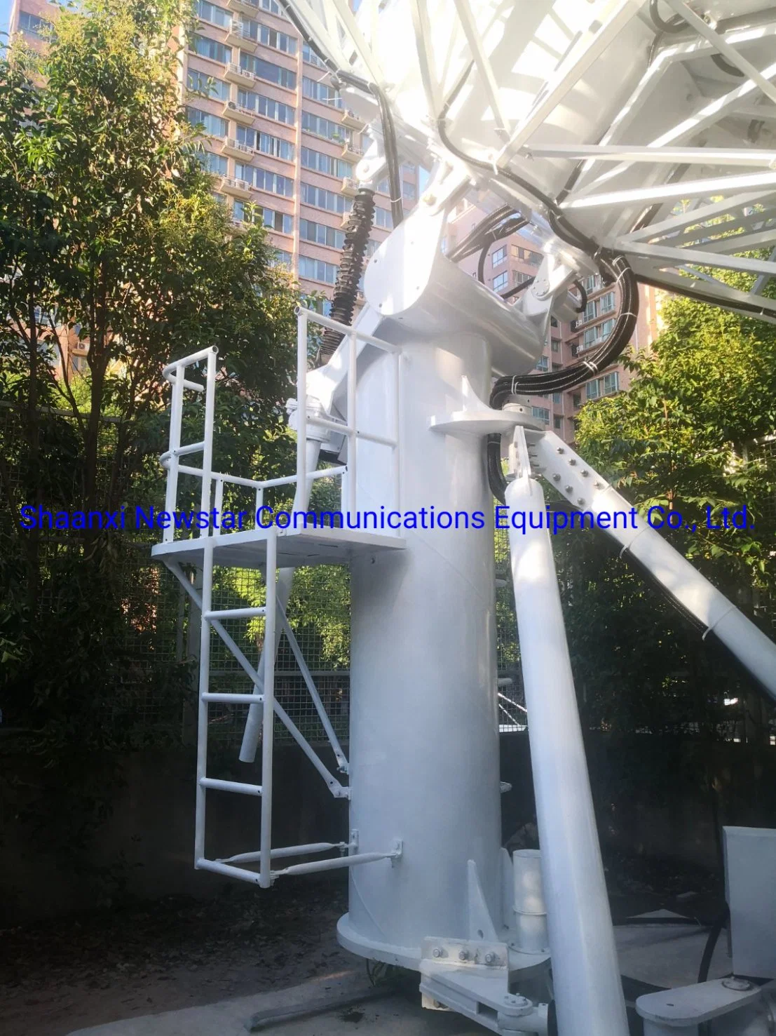 6.2m C, Ku-Band Rxtx Satellite Antenna Made in China