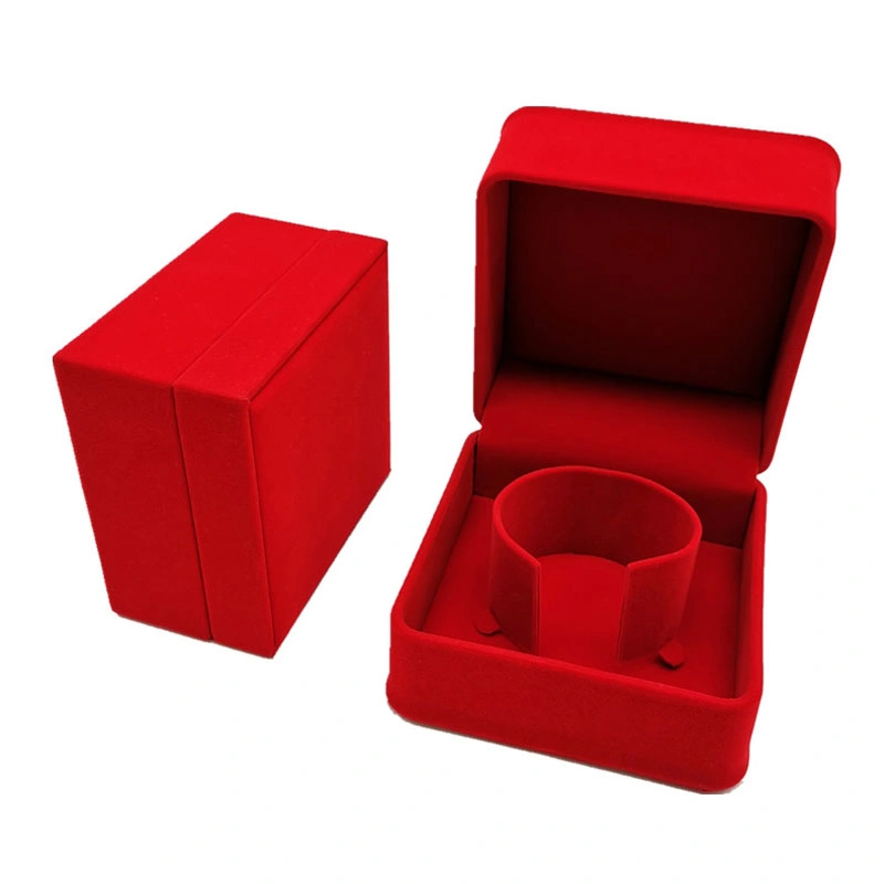 Factory Directly Wholesale/Supplier Red Square Velvet Bracelet Box for Jewelry Box