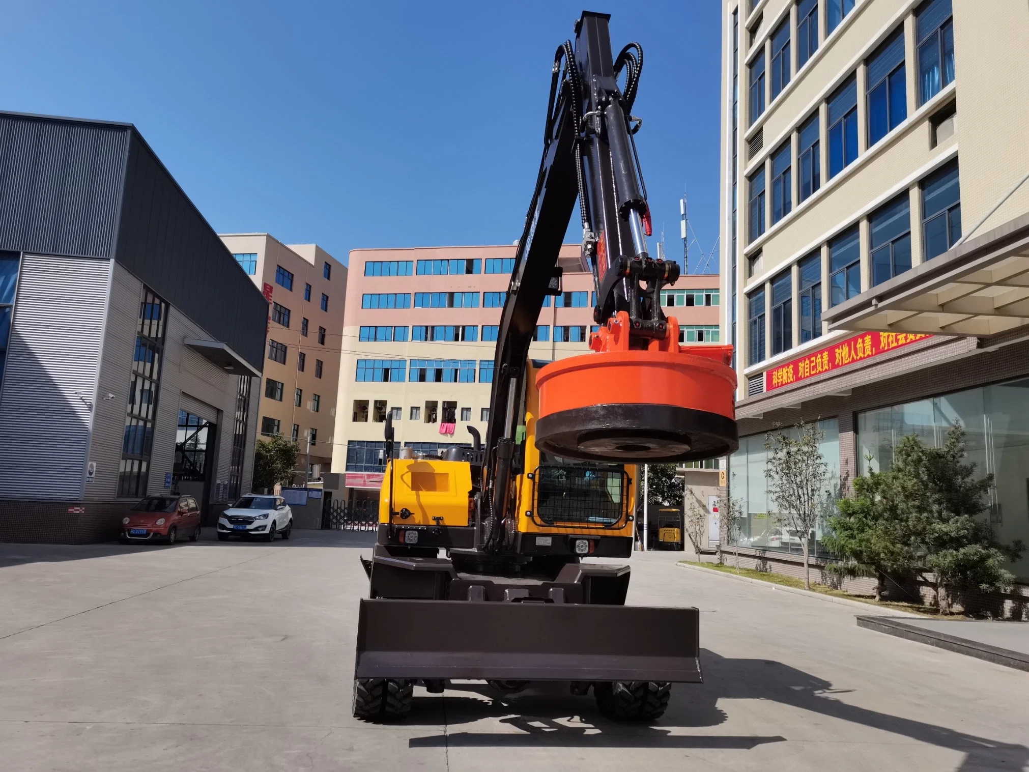 Reciclagem máquina de elevação de metal com ferramentas de forma redonda do electroíman de sucata ferrosa Handler