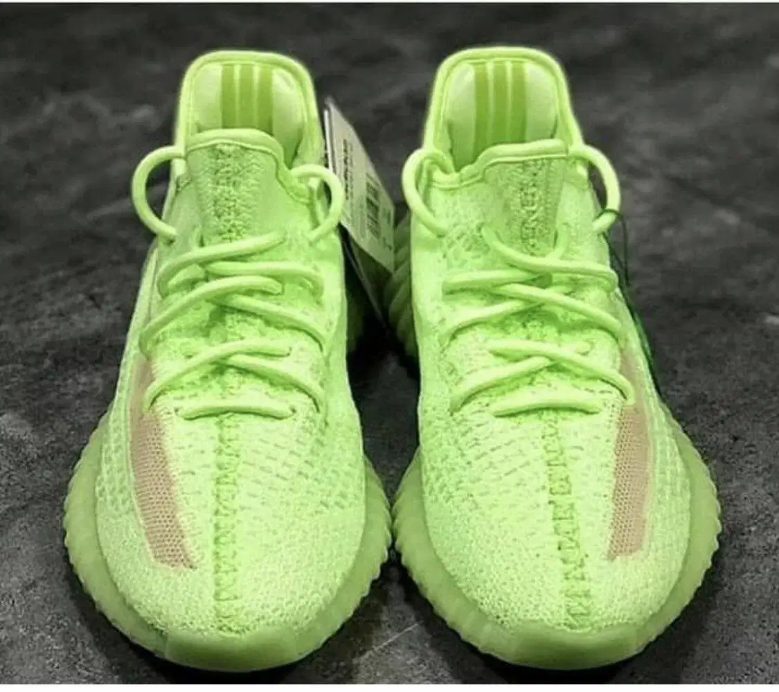 Yeezy Sneakers Brand Athletic Kanye Yeezy Sports Shoes AAA Sneakers