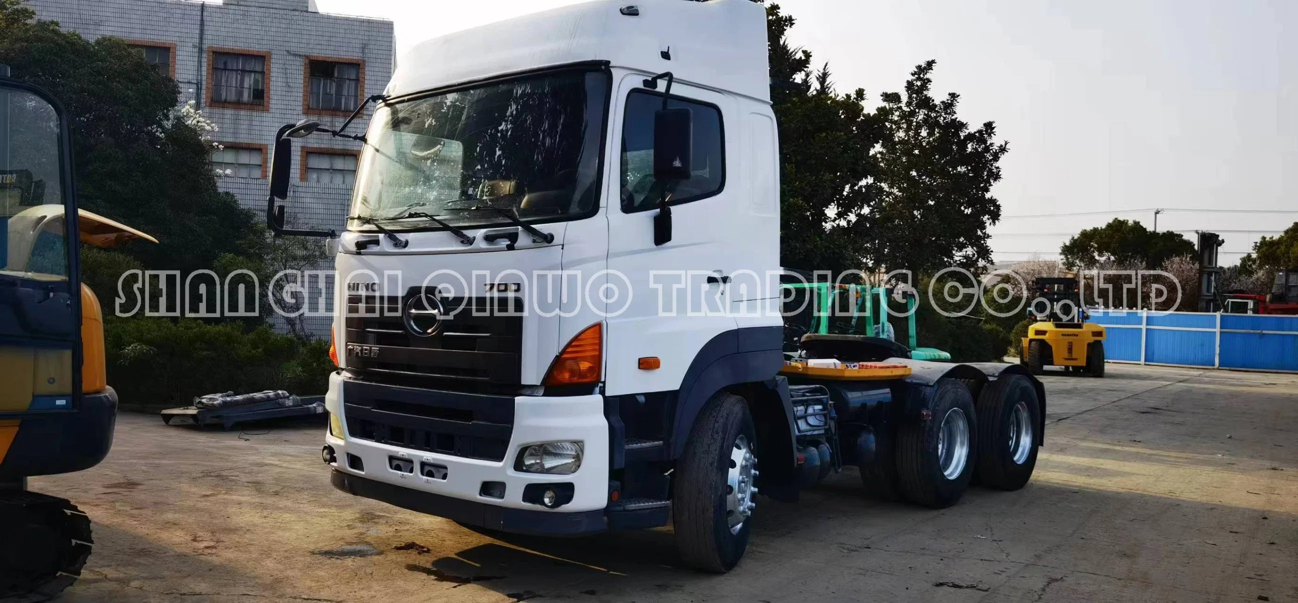 Second Hand Hino 700 Heavy Tractor Truck Head Used Trailer Truck Sale in China