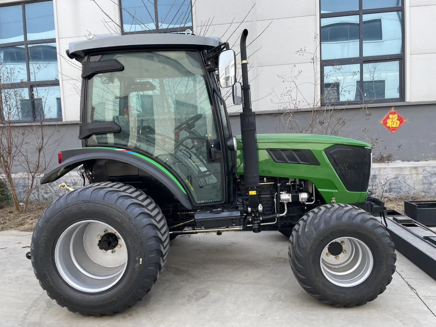 Agricola CE 30HP 70HP 80HP 100HP 180HP Agricultural Farming جرار Traktor