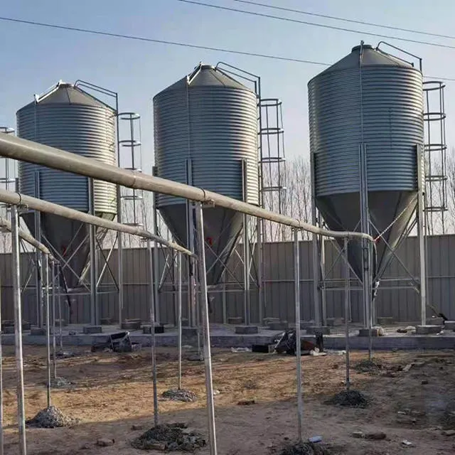 Hühnerfutterbehälter Geflügel Futterbehälter Getreidelager Mais Silo zum Verkauf Verzinkter Stahlbehälter Geflügelfütterungsgeräte Silo