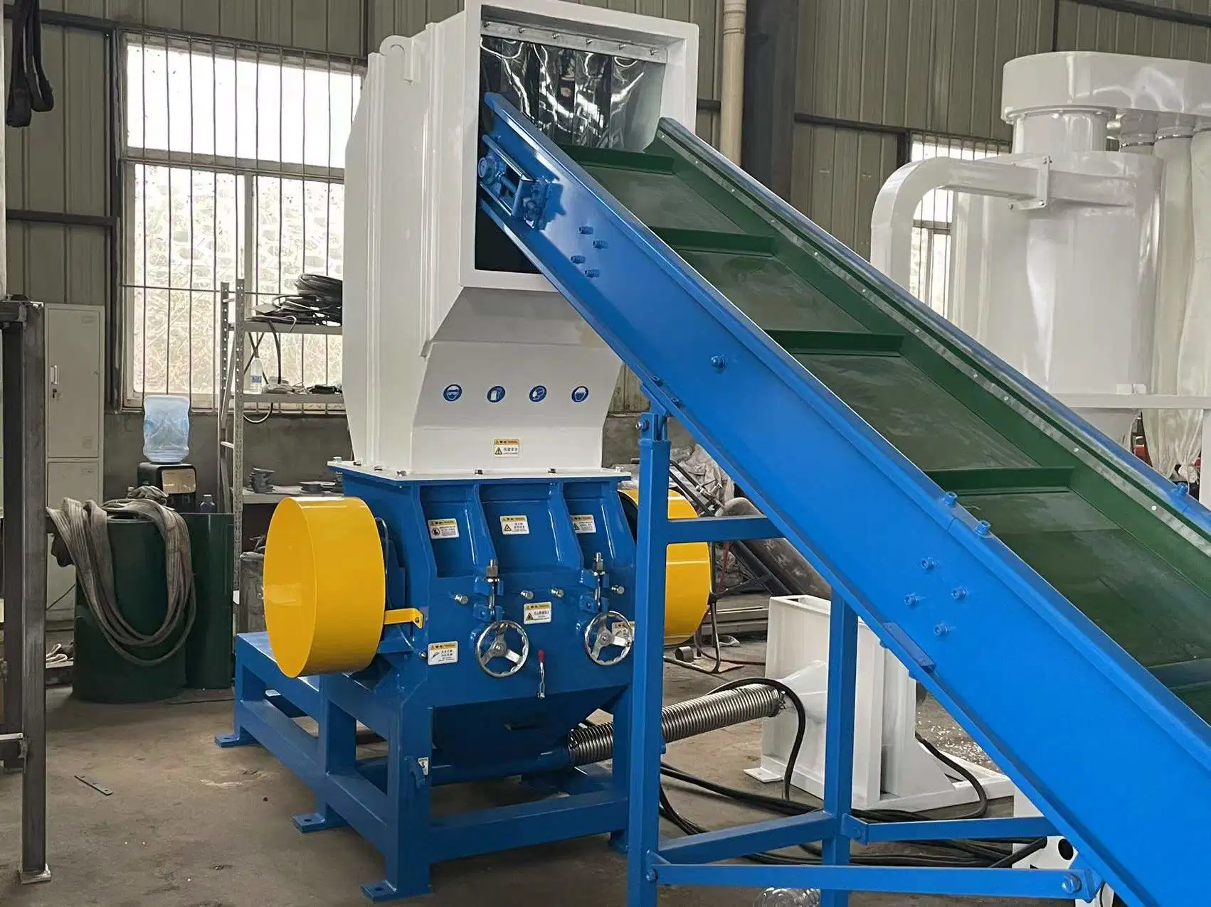 Waste Plastic Bottle Crushing Equipment Recycling