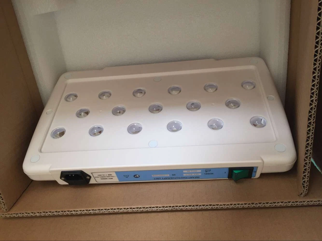 Infant Care Equipments LED Neonatal Jaundice Phototherapy Unit