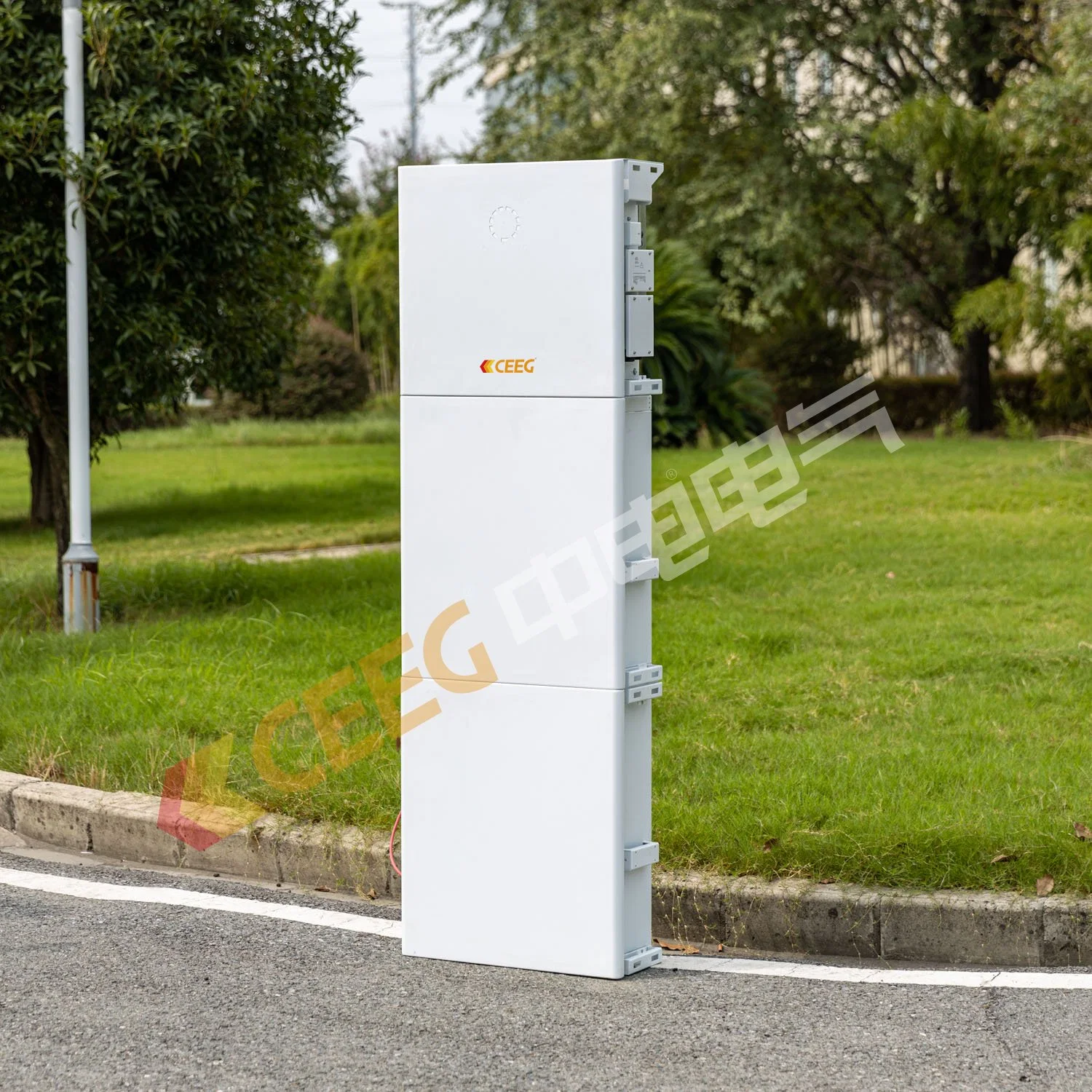 Ceeg Venta Directa de Fábrica de 5 kw de energía Solar Inverter de almacenamiento de energía solar para el hogar, oficina, etc.