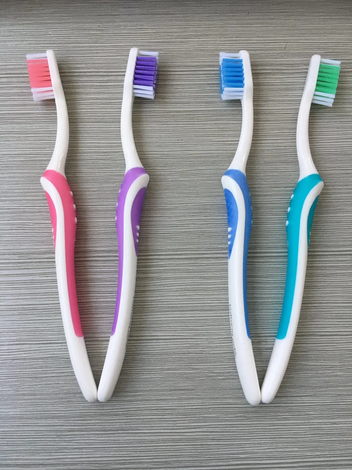 Excellent Adult Toothbrush with Best Bristle Cleaning Teeth