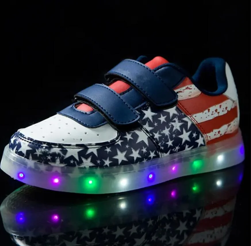 2020 Fashion Boys&Girls LED Light Shoes for Kids