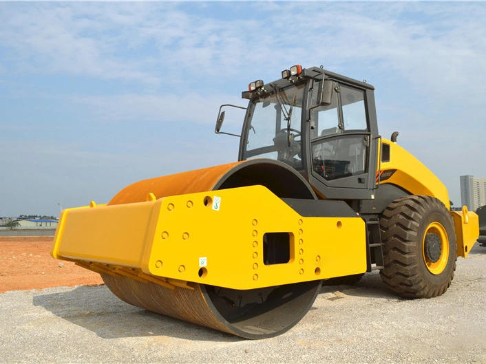 Heißer Verkauf 26ton hydraulische Road Roller Single Drum Vibrationsverdichter 6626e in Peru zum Verkauf