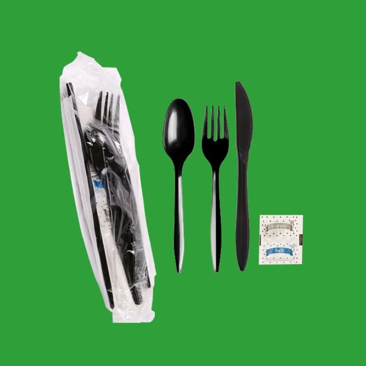 أدوات مائدة سوداء بلاستيكية وأدوات المائدة مجموعة شوكة ملعقة سكين napkin