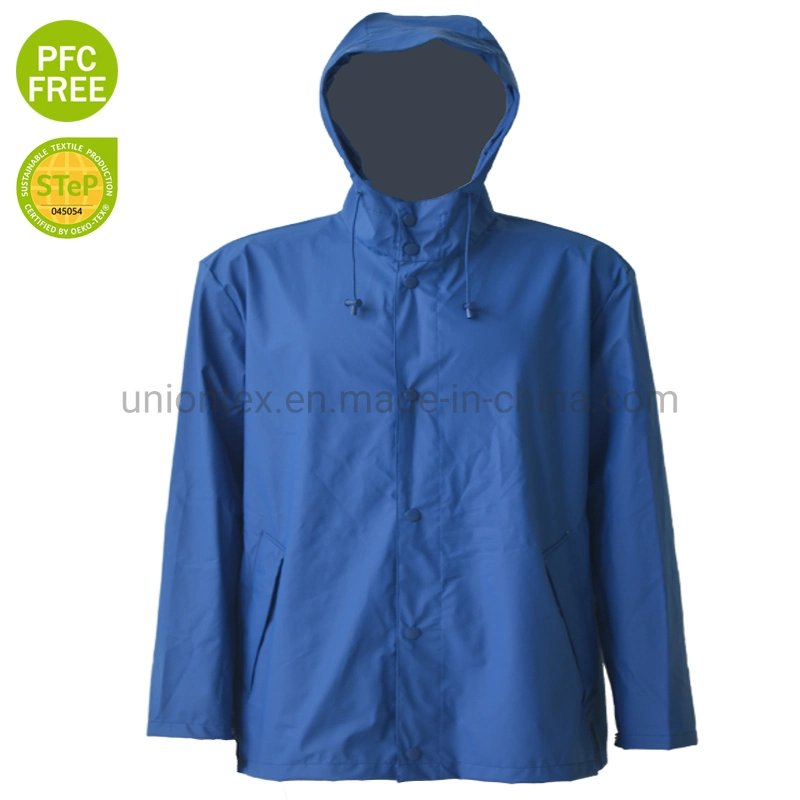 Diseño personalizado de poliéster PU impermeable resistente al agua de la moda para hombres chaqueta de lluvia Windproof Wholesale