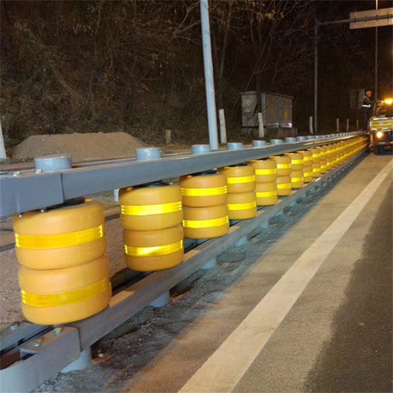 L'autoroute Rolling rambarde rouleau anti-corrosion barrière rouleau en caoutchouc EVA double système de barrière pour la sécurité du trafic