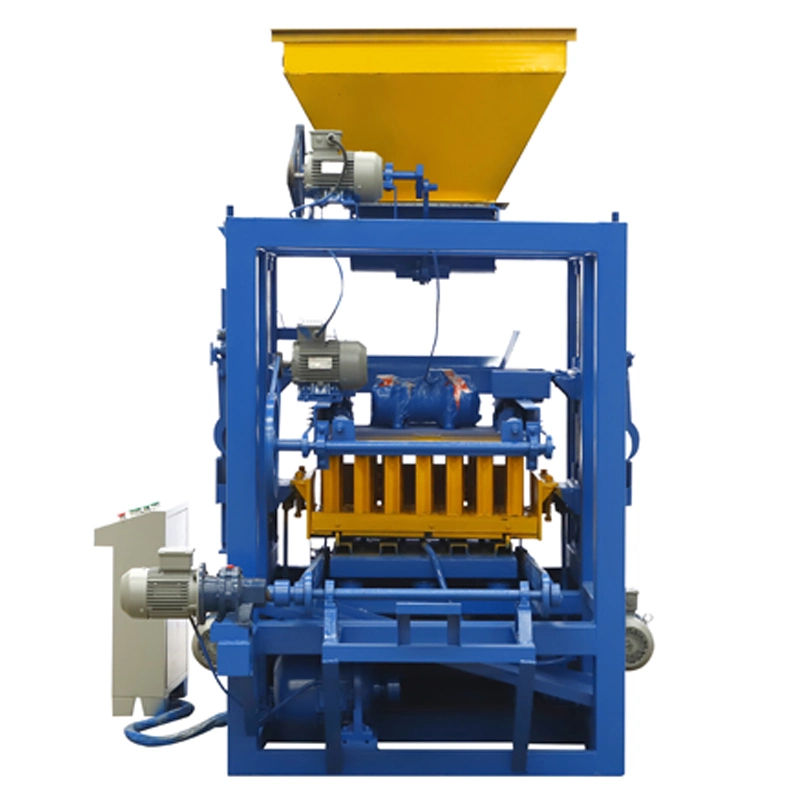 Construction Engineering Concrete Block Making Machine (QT4-24)