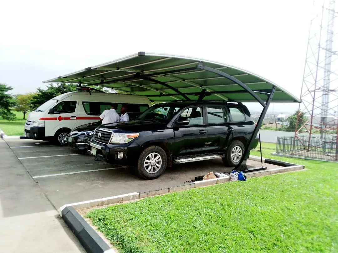 Memebrane de alta calidad y el techo de aluminio termolacado Carport