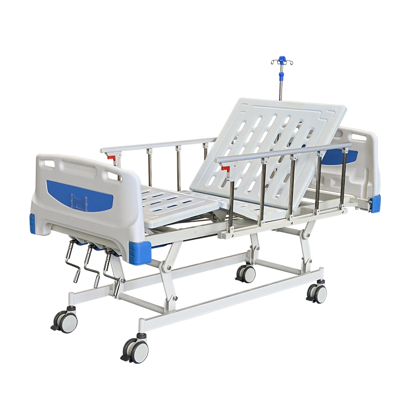 Manual Three Cranks Three Functions Adjustable Medical Hospital Bed on Casters for Patients as Hospital Equipment- E