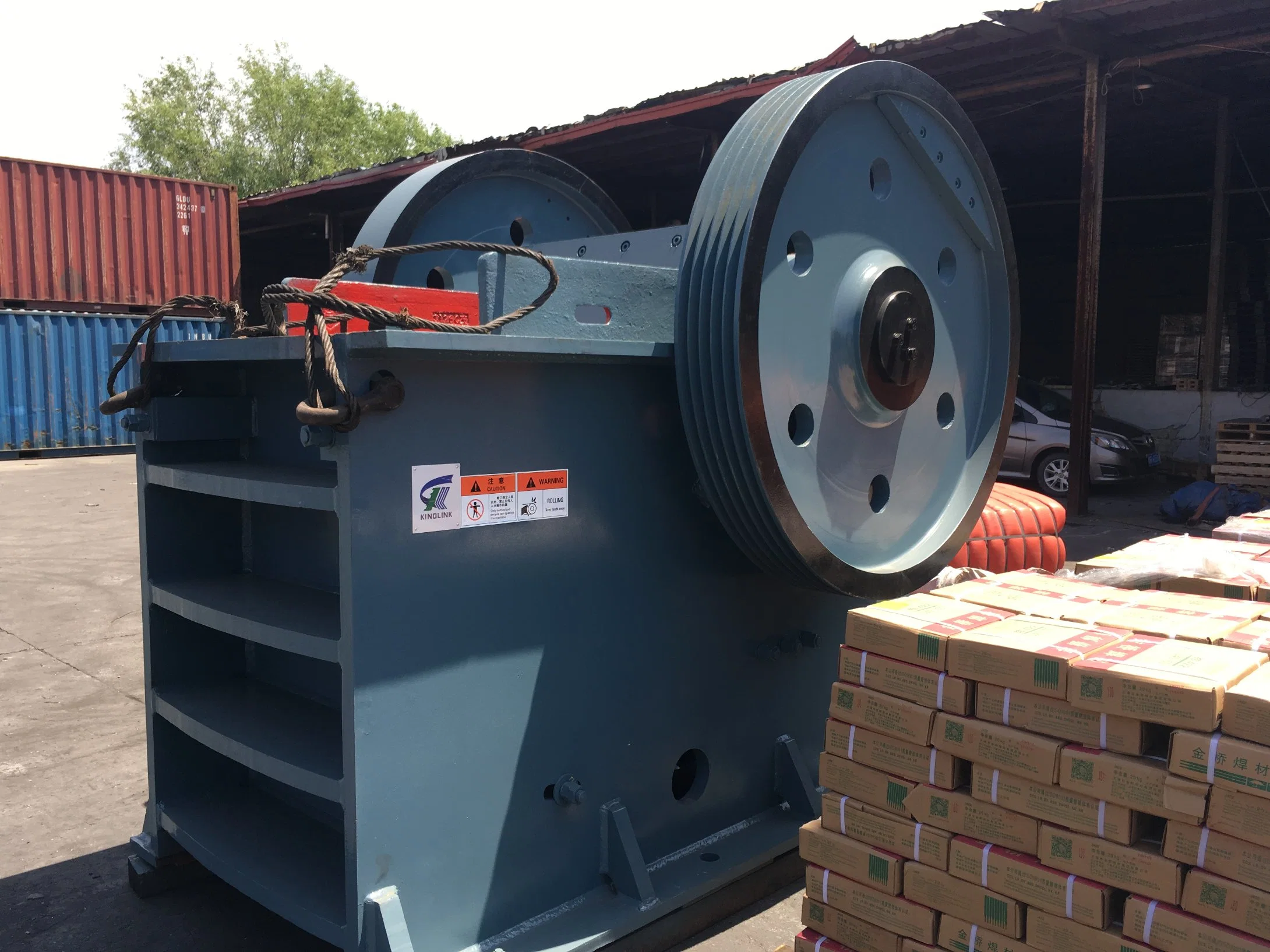 Primary Stone Jaw Crusher for Quarry/Concrete Aggregates/Black Rock/Iron/Gold/Copper Ore Crushing (PE2436)