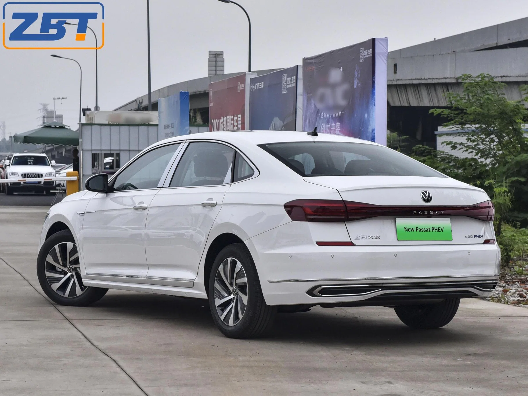 Дешевые цены Passat Phev 4X2 2WD электрического привода Smart Fastback Sedan Matrix LED среднего авто автомобилей с задним независимых АС