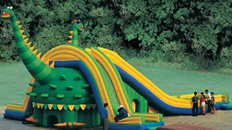 Fashion Inflatable Play Structures, Advanced Technology