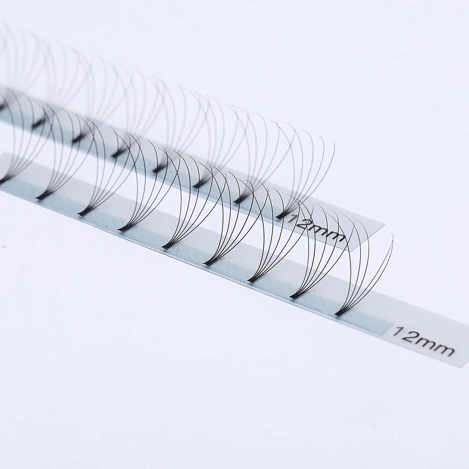 Wholesale/Supplier 3D-10d Pre Made Eyelash Extension Pointy Base 8-18mm C & D Curl Premade Fan Eyelash Extension