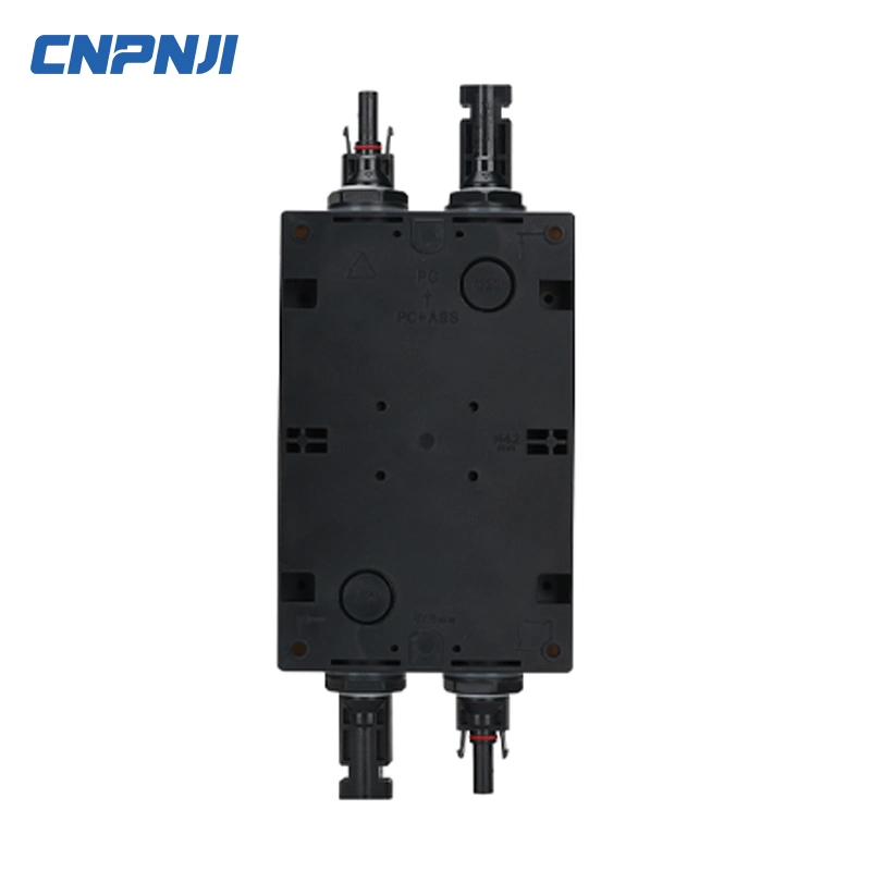 Cnpnji Hot Sale DC 1000V 4p 32A IP66 Waterproof Isolation Switch