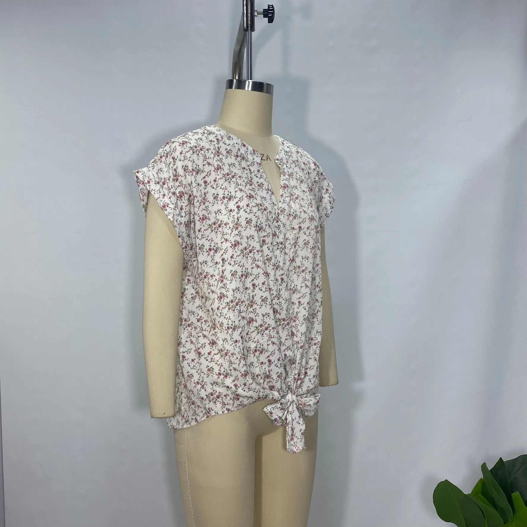 Summer Casual Fashion Floral Printed White Lady Tie Wrap Top