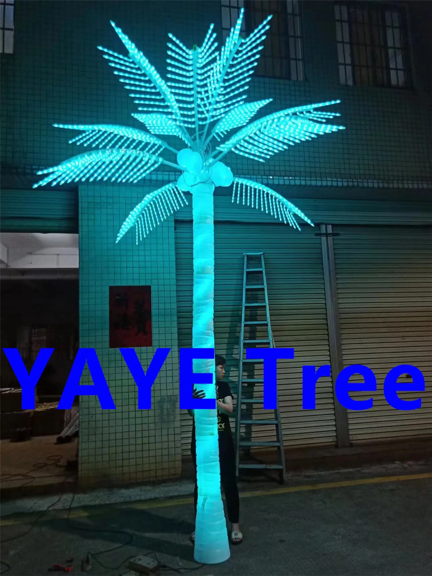 Yaye 2024 Factory CE/RoHS Outdoor Waterproof IP65 RGB Multi Color LED Palm Coconut Light Tree with 2 Years Warranty/ 3m Diameter/4.5m Height/AC220V/110V