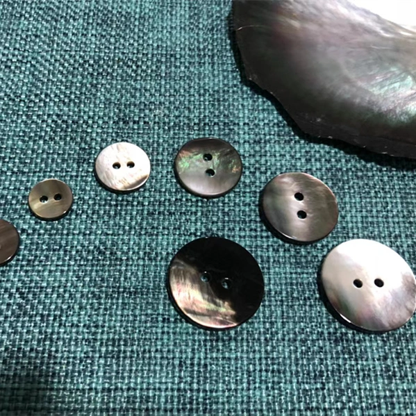 China Factory New Fashion Black Mother of Pearl Shell Button