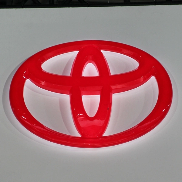 Red Plastic Thermoforming Advertising LED Car Logo Sign