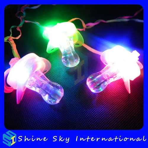 Children's Toys LED Luz parpadeante Bungee Di Abar Pacifier Luz de silbato