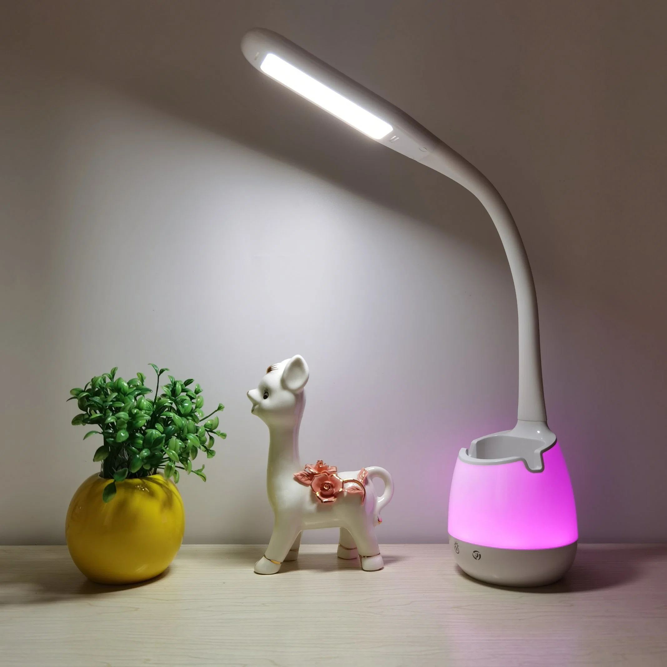 Factory Direct RGB Desk Lamp Rechargeable Table LED with USB Charging Port