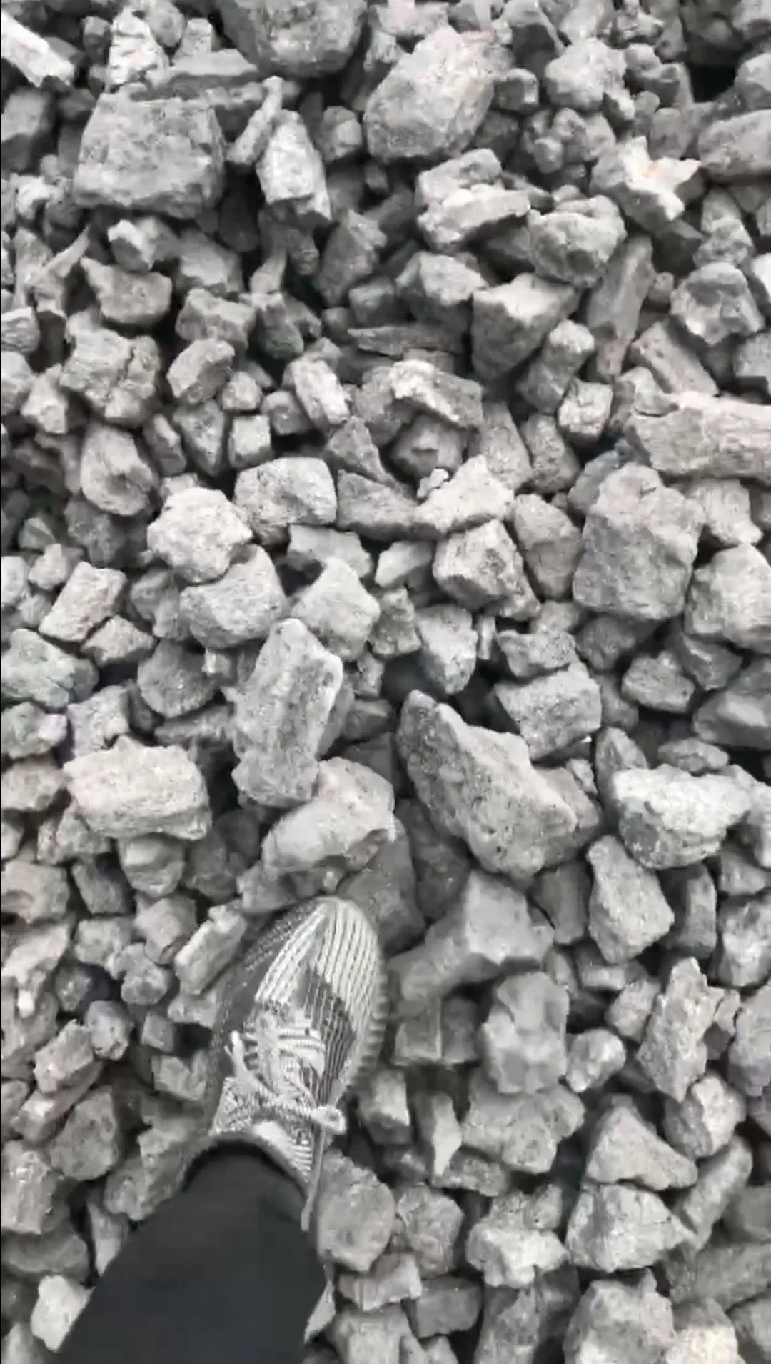 The Foundry Coke Metallurgical Coke Manufactured by The Factory Has High quality/High cost performance  and Low Price, and The Size Is 80 mm-120 mm