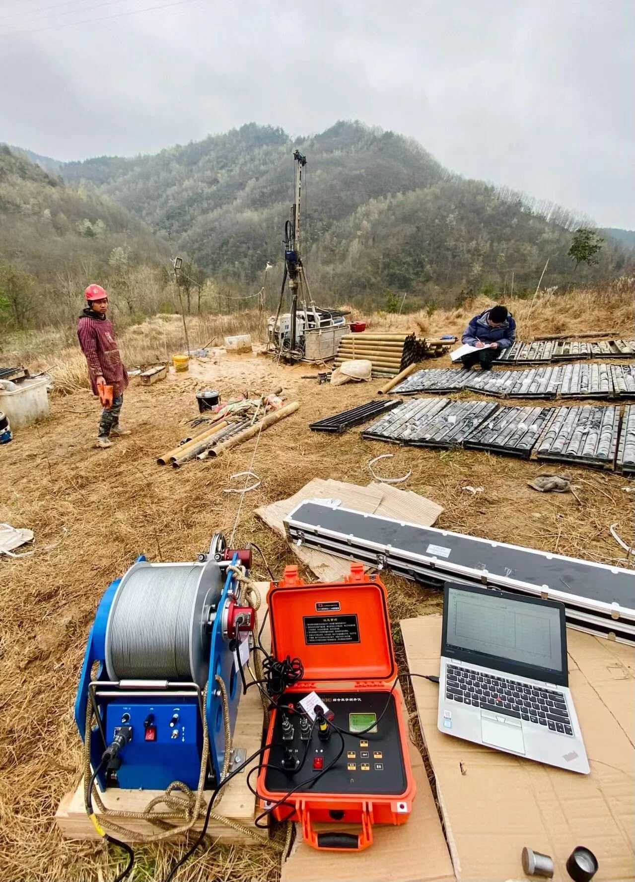 L'eau profonde Well logging equipment, le forage et Outil de dérushage, trou de forage et des journaux, l'alésage Well Logging Geophysical trou de forage pour la vente d'équipement de journalisation