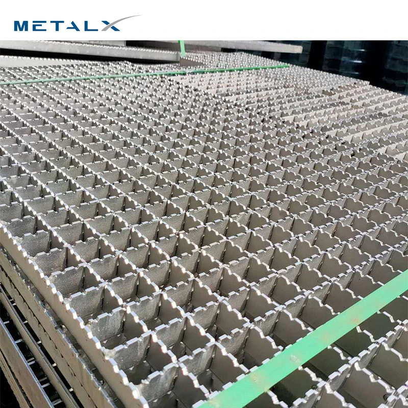 Hot DIP Galvanized Steel Grating 25 X 5 X 3mm Galvanized Bar Catwalk Cover Electro Forge Steel Bar Grating for Platform Walkway