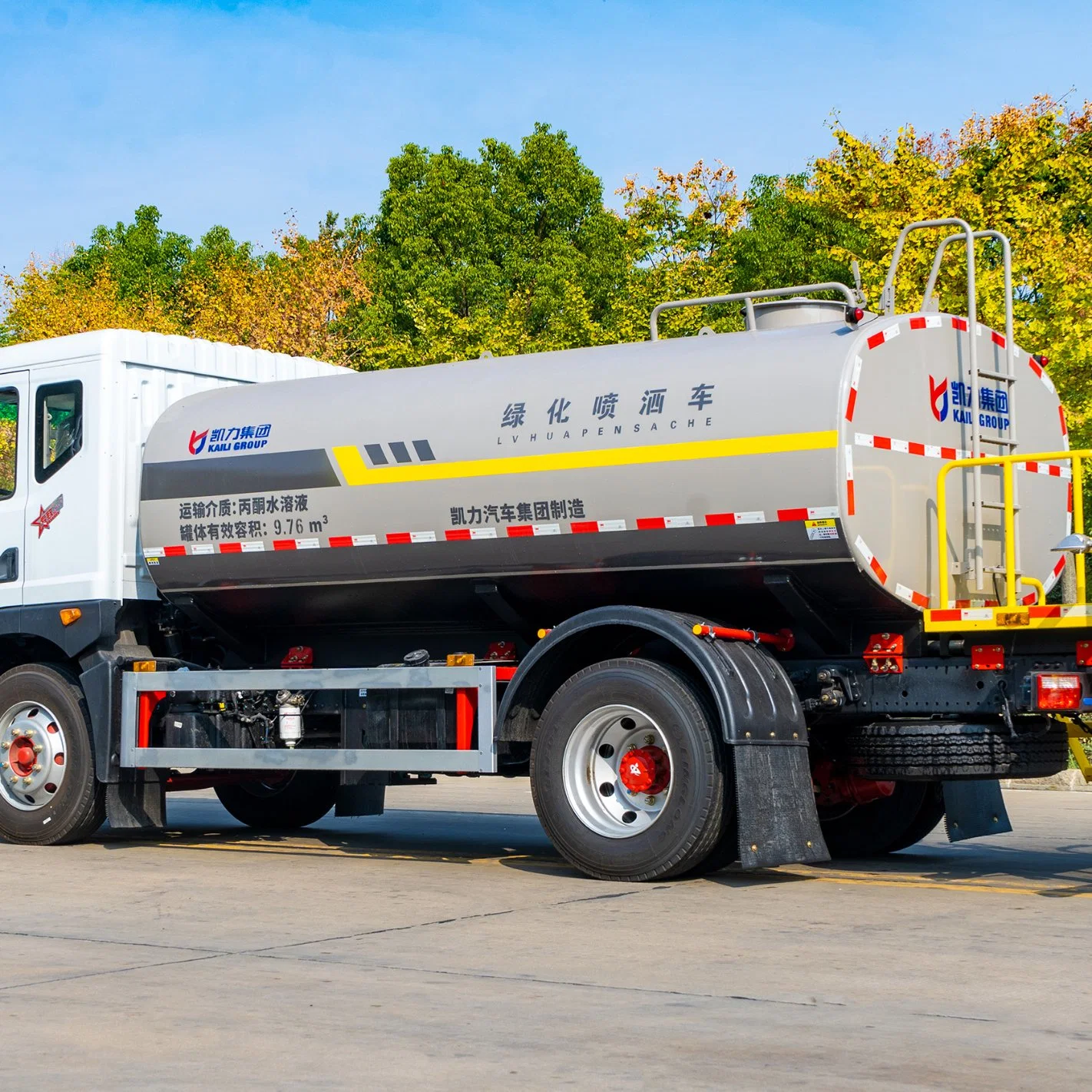 Carrinho de fornecimento de vácuo de 18000 litros para serviço pesado Dongfeng 6X4 4X2 Bowser usou esgoto para sucção de venda água de sprinklers Cummins Road Camião cisterna