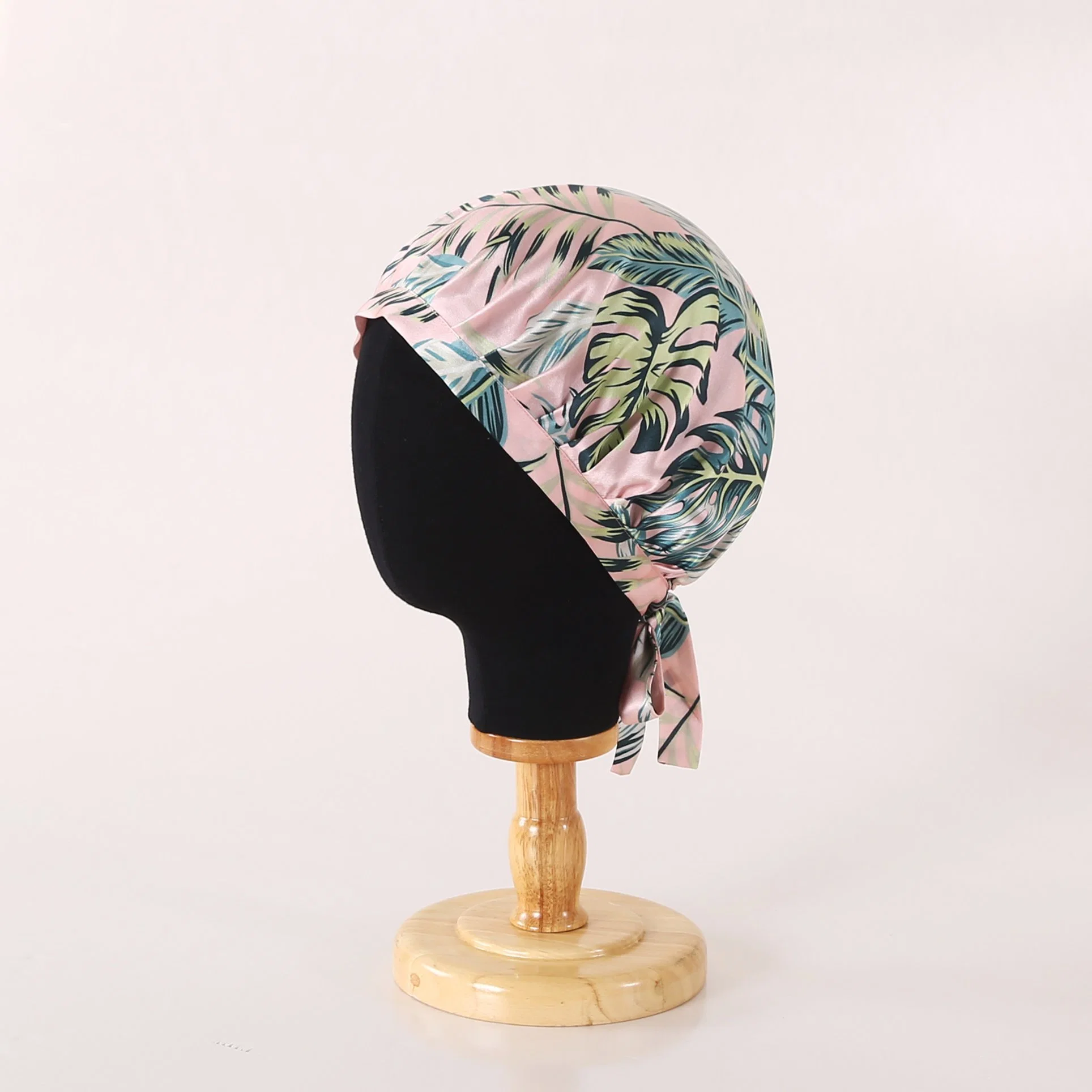Wholesale/Supplier High quality/High cost performance Baby Accessories with Gift Box Silk Bonnet